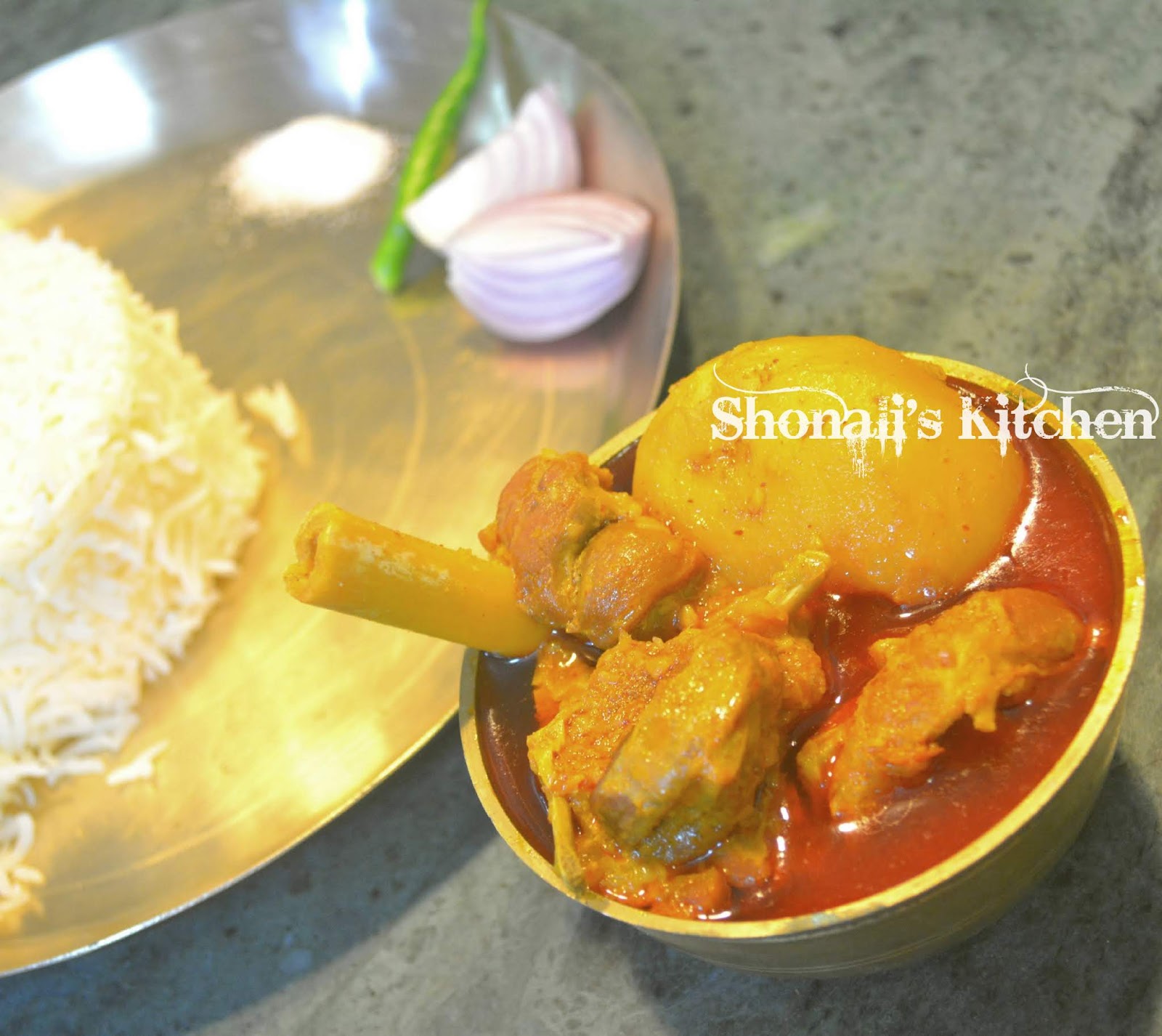 Bangali Kochi Pathar Jhol (Mutton Curry)